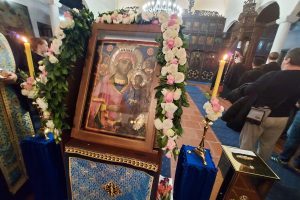 Лесковац: Дочек чудотворне иконе Богородице Сићевачке