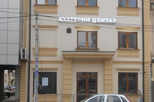 KULTURNI CENTAR: Izložba slika „Vratimo se korenima“, 11. maja u 19 časova