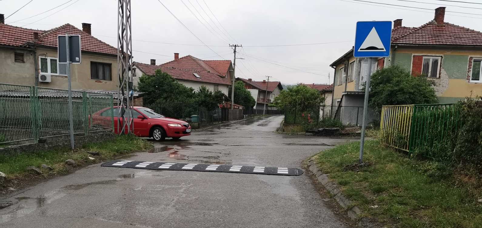 VLASOTINCE: Finansiranje postavljanja „ležećih policajaca“ platili „neposlušni vozači“