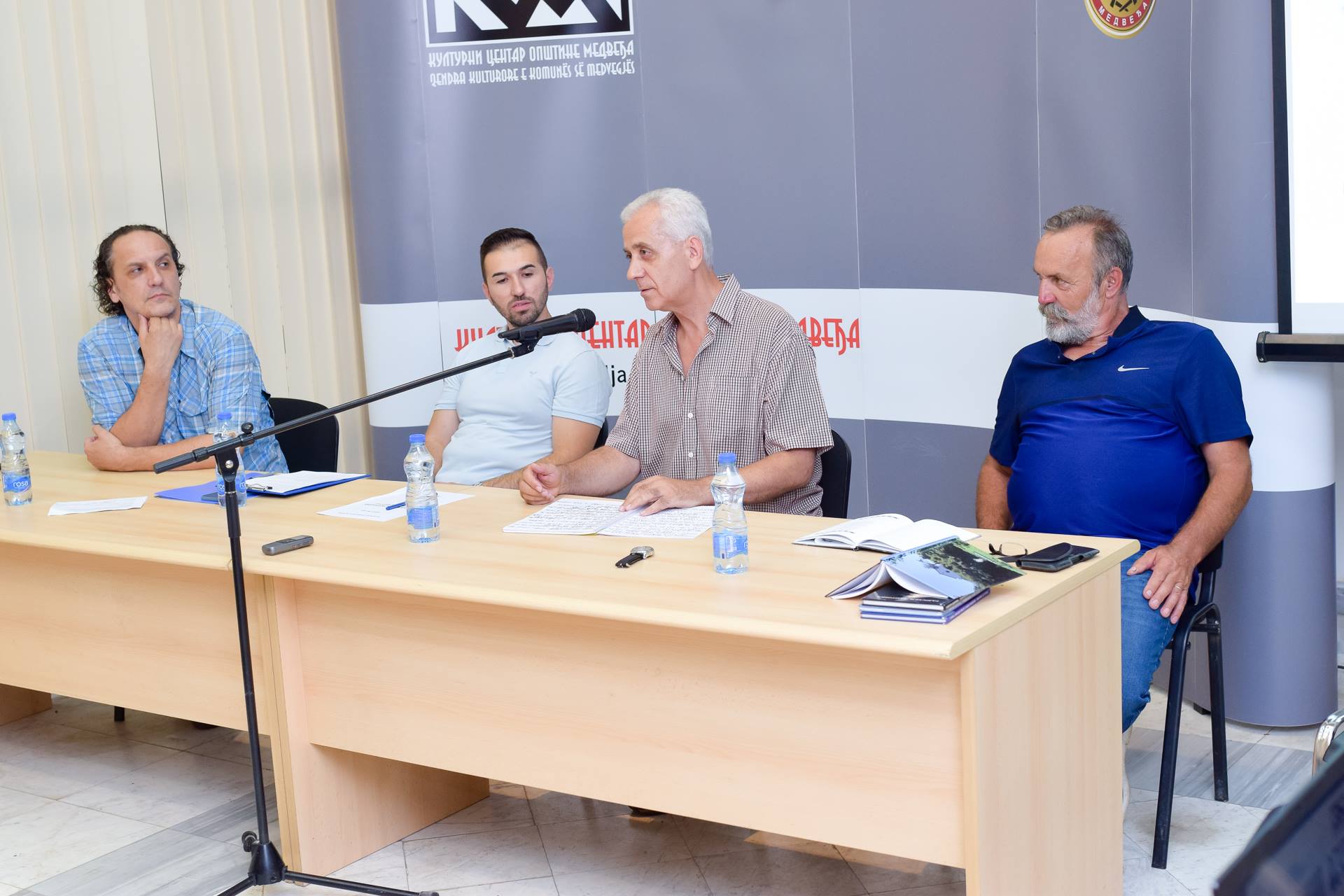 ŽIVKO KUĆIĆ, univerzitetski profesor: Aforističko veče uz muzički program i brojne goste