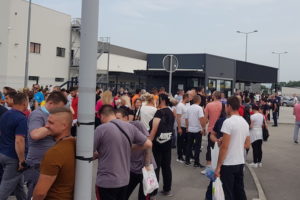 Leskovac: Kompanija „Aptiv“ vratila osmočasovno radno vreme!