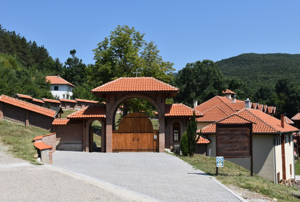 Manastir Svetog Jovana u Jašunji obeležio slavu, sagrađen 1517. godine