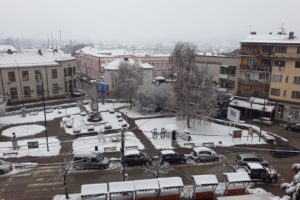 Vlasotince: Svi putevi prohodni, rizlom i solju posipaju ulice prvog prioriteta