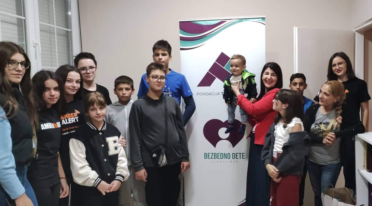 Bebezdno dete Vlasotince: Dan darivanja Bebezdno dete Vlasotince: Dan darivanja