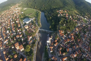 Vlasotince: Raspisan konkurs za građane – za ugradnju solarnih panela i unapredjenje termotehničkog sistema