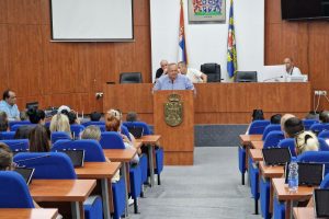 Leskovac: Gradonačelnik dr Goran Cvetanović razgovarao sa predstavnicima kompanije Džinsi