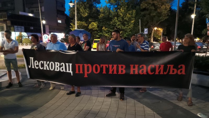 Leskovac protiv nasilja, sedmi put: Nije bilo šetnje, najava novog okuplajnja naredne subote Leskovac protiv nasilja, sedmi put: Nije bilo šetnje, najava novog okuplajnja naredne subote