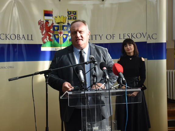 Leskovac: Reagovanje dr Gorana Cvetanovića na optužbe dela opozicije! Leskovac: Reagovanje dr Gorana Cvetanovića na optužbe dela opozicije!