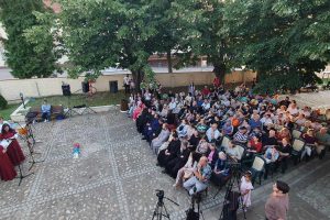 Vlasotince: Veče duhovne muzike u porti crkve Sveta Trojica