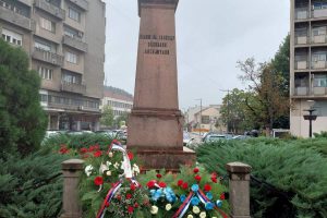 Obeležen proboj Solunskog fronta kraj spomenika Oslobodiocu u Centralnom gradskom parku
