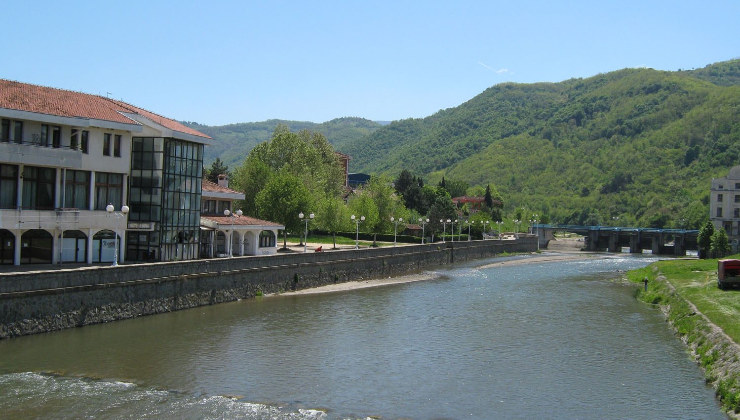 Književni klub „Rosulja“ – Vlasotince: Učesnici književnog maratona „Grdelička jesen 2024“