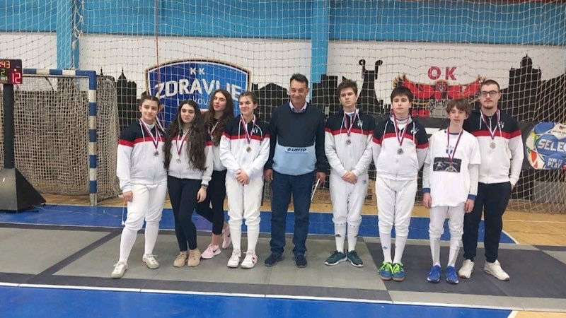 Leskоvac: Mačevalački klub „Dubočica“ vicešampion Srbije Leskоvac: Mačevalački klub „Dubočica“ vicešampion Srbije