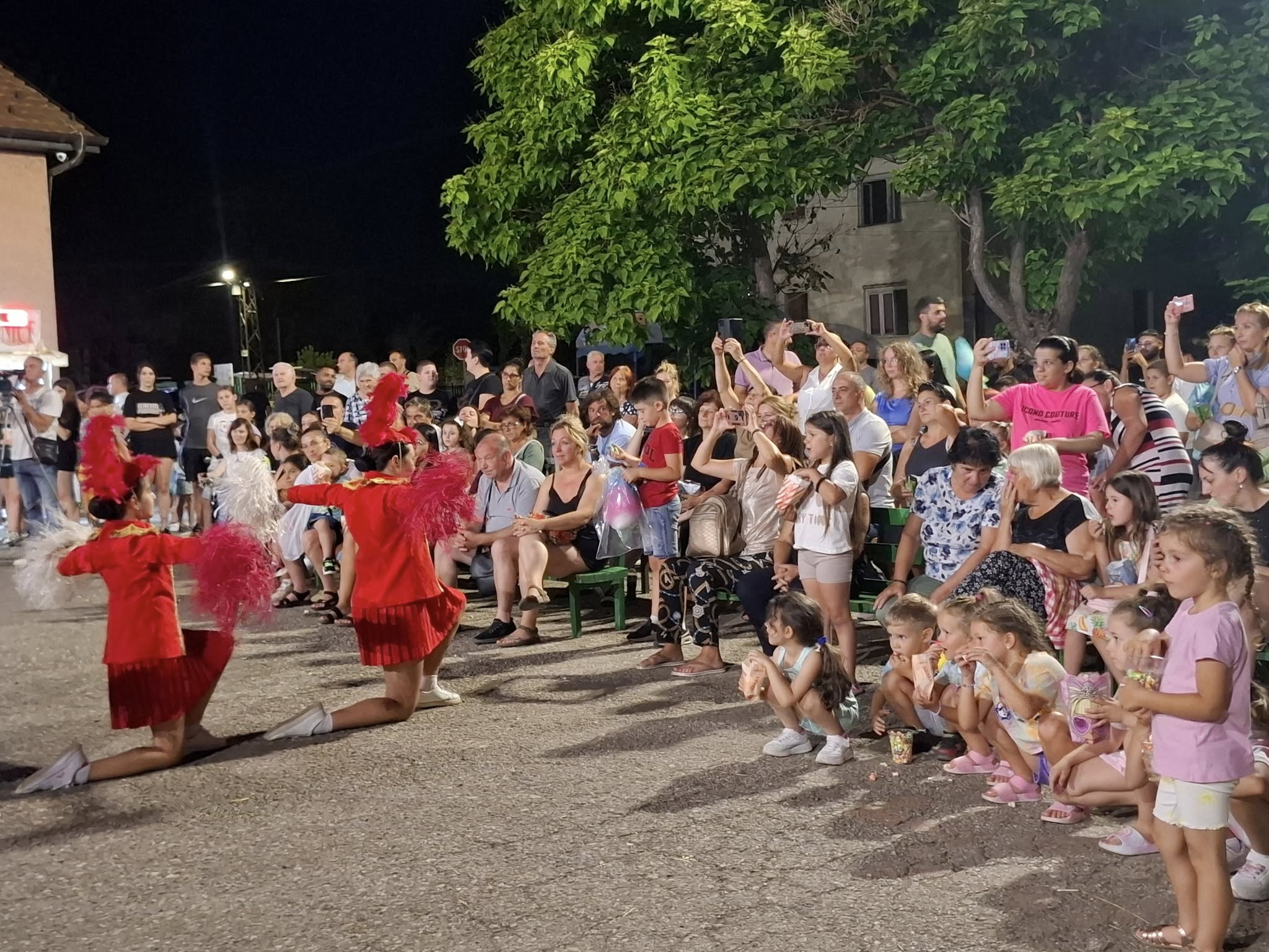 Otvoreno 31. Brestovačko leto nastupom leskovačkih mažoretkinja