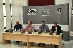 Medveđa: Promovisana monografija „Dinastija Nemanjića na srpskom državnom i srpskom nebeskom tronu“, autor Radosav Doderović