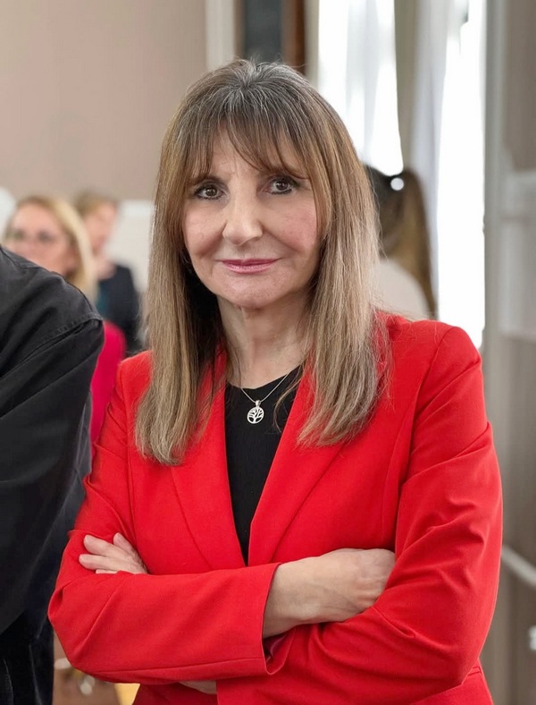 Milica Ivanović: Tragom sećanja – „Vreme je da popijemo našu kafu“, priča o prvom uredniku Zoranu Dinčiću
