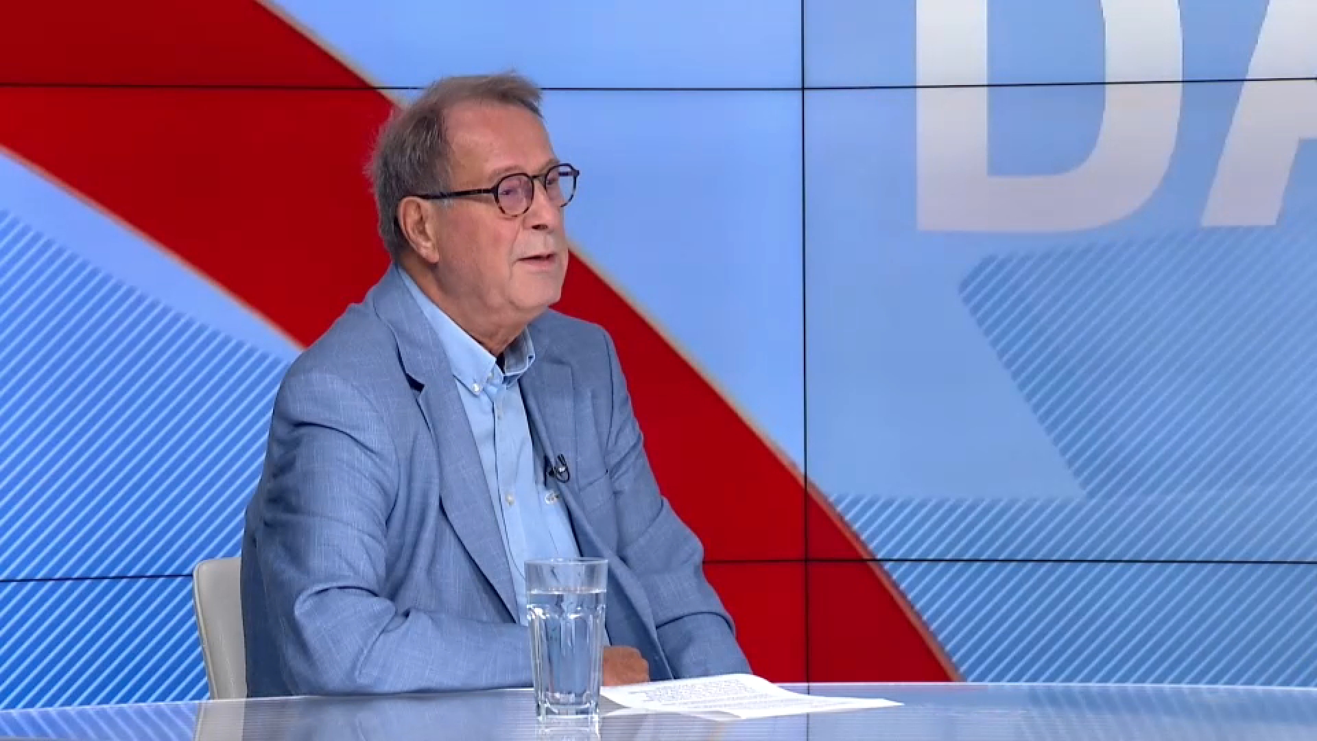 Boško Jakšić, izuzetni novinar: Posle 53 godine rada u listu „Politika“ dobio poruku o prekidu saradnje!
