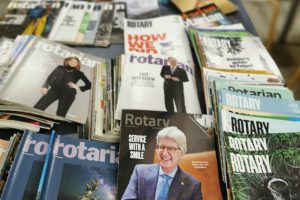 Dragana Madžarac Savić: Izaberi da budeš svetlost, poklon Narodnoj biblioteci u Leskovcu