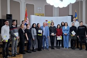 Leskovac i organizacija „Help“ podržali 13. preduzetnika donacijama u opremi