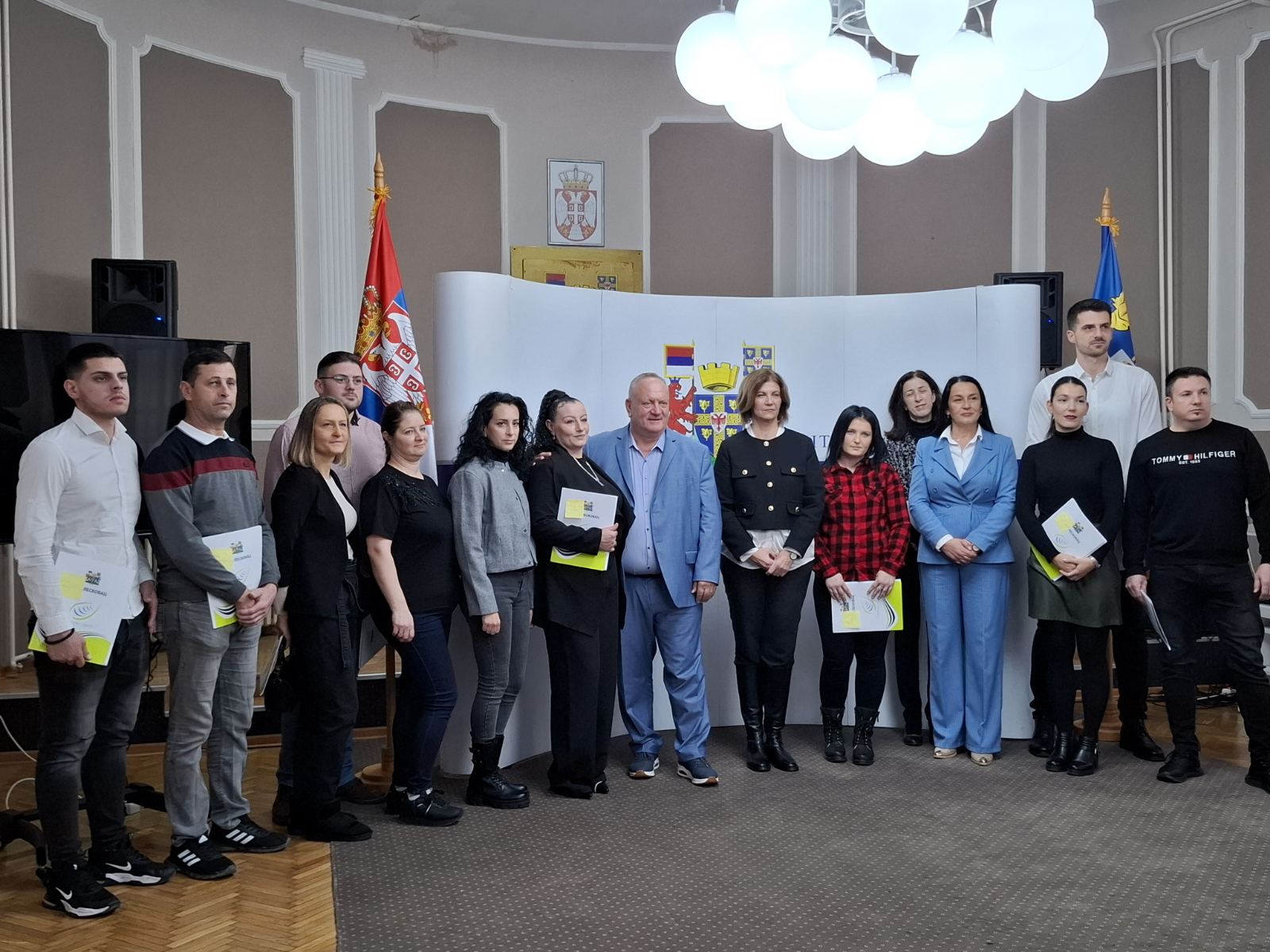 Leskovac i organizacija „Help“ podržali 13. preduzetnika donacijama u opremi