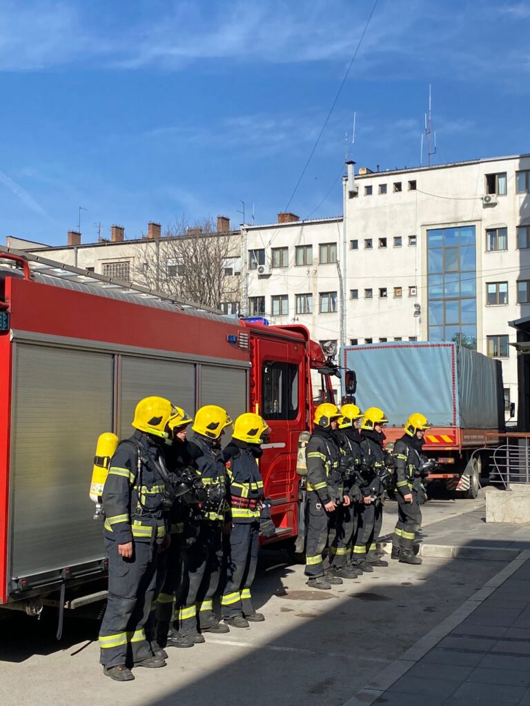 Narodno pozorište Leskovac: Prva protivpožarna vežba Narodno pozorište Leskovac: Prva protivpožarna vežba