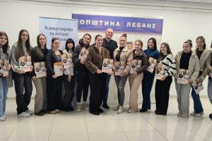 Lebane: Uručeni sertifikati učesnicima projekta „Nauči nove veštine“