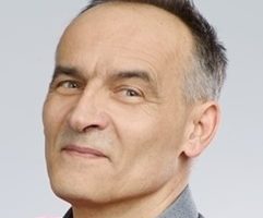 Veljko Pajović, novinar: Zemaljski dani teku!