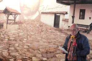 Dejan Đorđević, profesor i pesnik: „Žena na mesečini“, „Nad klisurom“