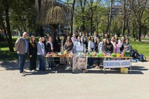 Leskovac: OŠ „Svetozar Marković“ – tradicionalna humanitarna akcija, prodaja uskršnjih jaja