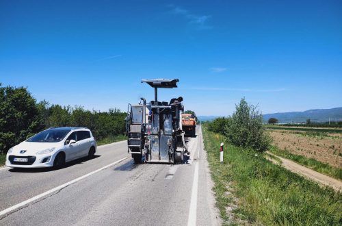 U toku obnova starog auto-puta Pečenjevce – Leskovac U toku obnova starog auto-puta Pečenjevce – Leskovac
