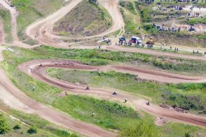 Vlasotince – Šišava: Motokros, oboren rekord, 91 učesnik iz zemlje i inostranstva