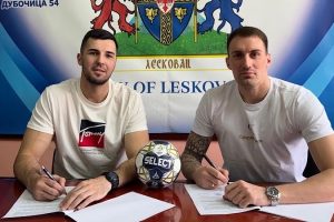 Leskovac: Rukometni klub Dubočica 54 produžio saradnju sa Nemanjom Dimitrijevićem i Petrom Petrovićem