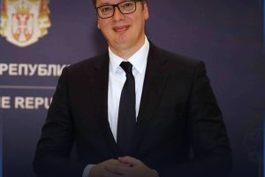 SNS: Predsednik Republike Srbije Aleksandar Vučić gost TV RTS 1