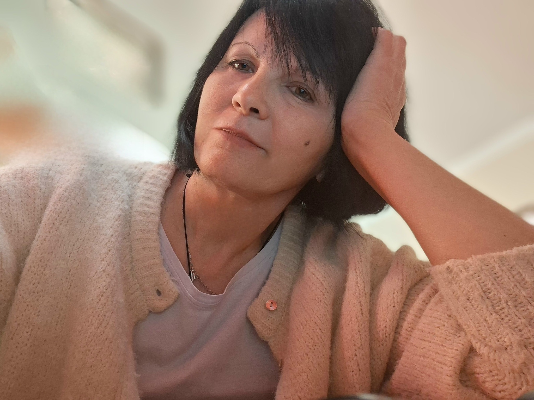 Suzana Živković, novinarka: Ne mislite uopšte o onima koji su vas povredili, lagali, otimali, pljačkali, činili i čine zlo! Suzana Živković, novinarka: Ne mislite uopšte o onima koji su vas povredili, lagali, otimali, pljačkali, činili i čine zlo!