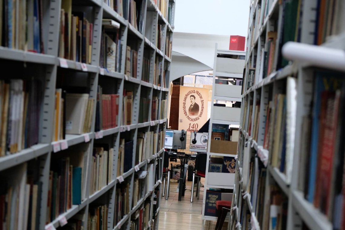 Narodna biblioteka „Radoje Domanović“: „Biti pisac/spisateljica“ Jesmine Ninkov i Isidore Injac