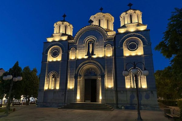 Leskovac: Hram Svete Trojice dobio novu, dekorativnu rasvetu