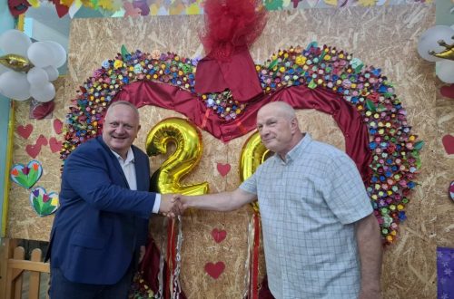 Leskovac: Dnevni boravak „Duga“ udruženja MNRO proslavio jubilarnih 20 godina rada