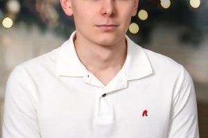 Gimnazija Leskovac: Luka Manasić – učenik generacije, dobitnik nagrade „Dositej“ i Svetosavske povelje grada Leskovca