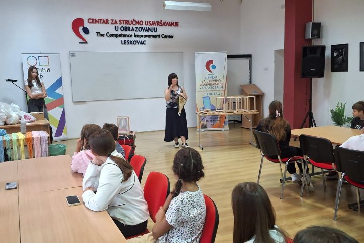 Treće doba u zavičaju: CSU – radionica „Čarolija razboja“