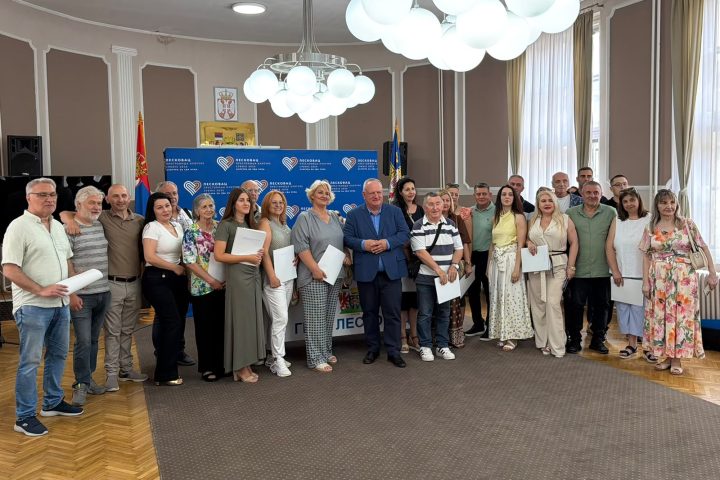 Treće doba u zavičaju: 50 miliona za medijske projekte, potpisani ugovori, najviše para dodeljeno TV iz Leskovca, Niša, Bojnika i Vlasotinca!